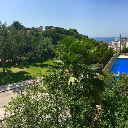 Con Vistas A Mar En * 료렛 드 마르